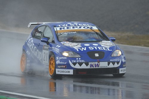 Tom Coronel: "Er lag zoveel water op de baan, in bocht 2 ging het mis"